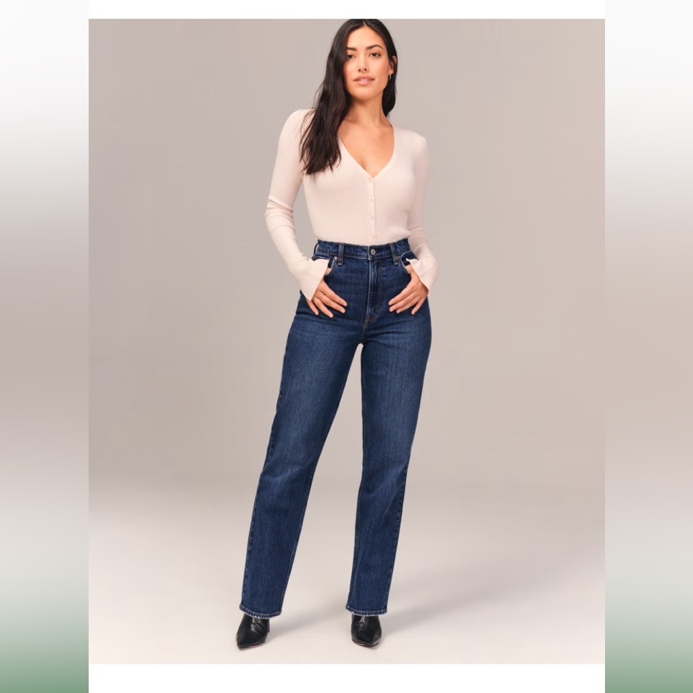 NEW🔥 Abercrombie & Fitch The 90s Straight Jean